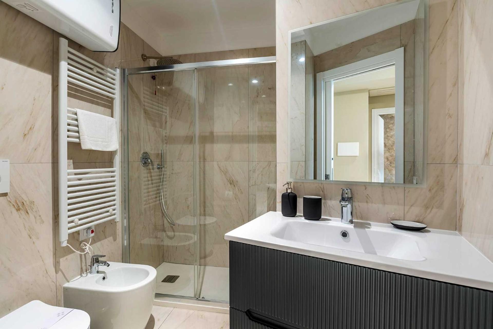 Velasca Tower Apartments มิลาน ภายนอก รูปภาพ